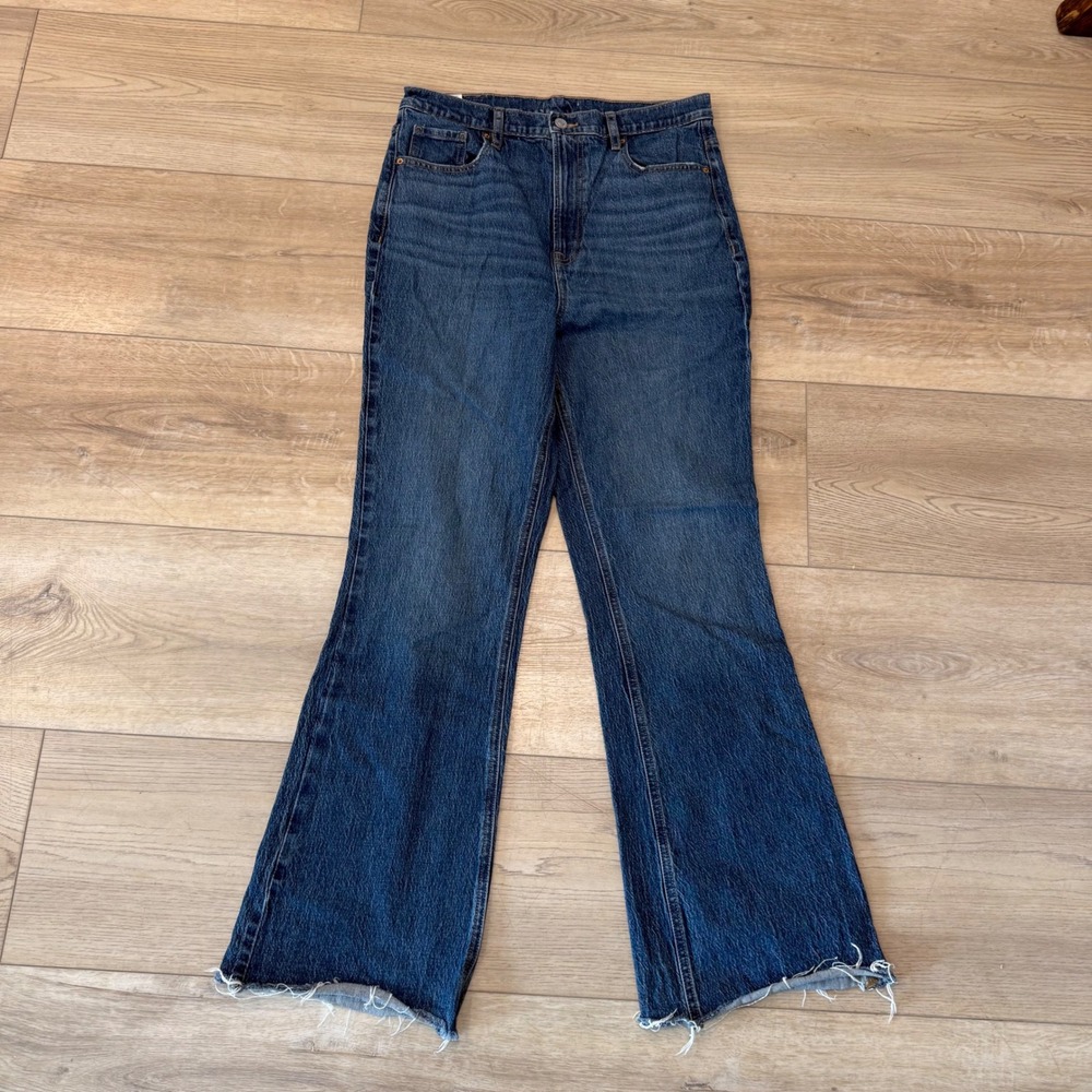 Pac Sun High Rise Flare Jeans Raw Hem Blue Denim Women's 30/31 EUC